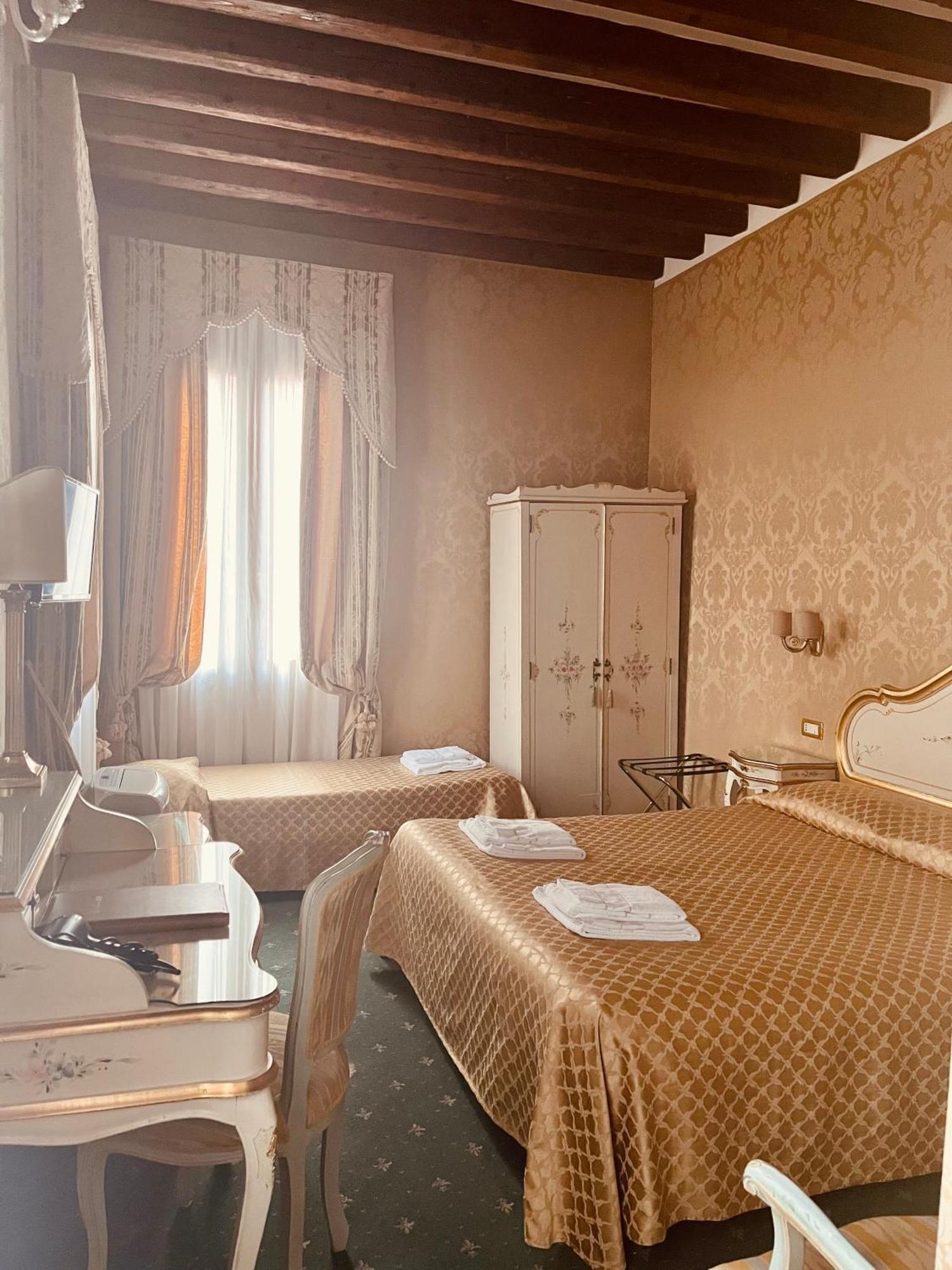 Locanda Correr Венеция Екстериор снимка