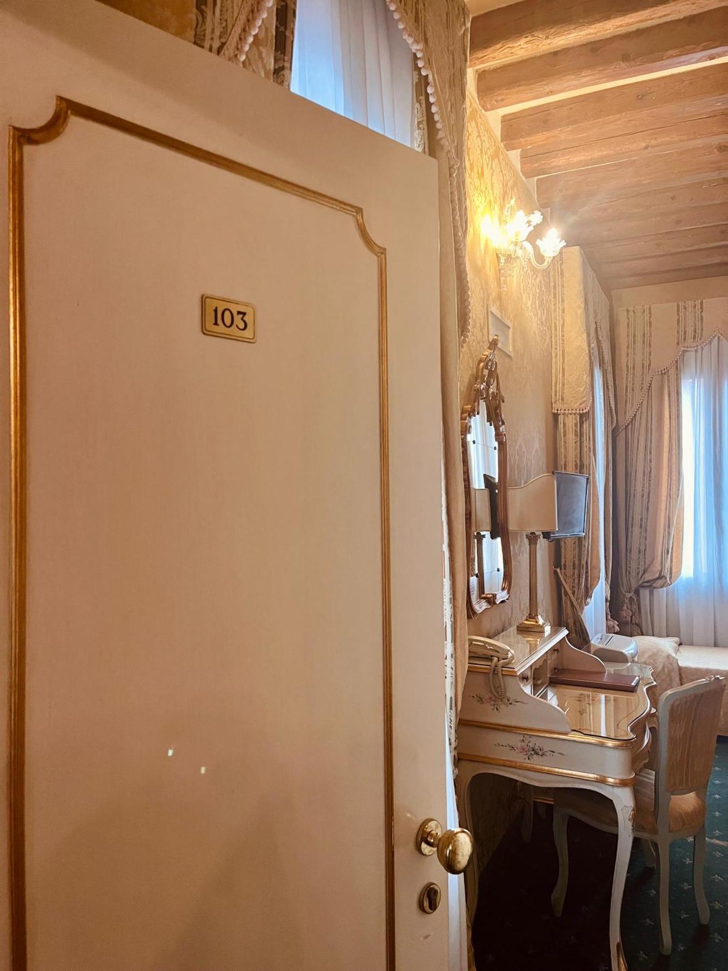 Locanda Correr Венеция Екстериор снимка